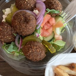 Falafel Salad