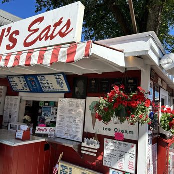 Red's Eats - Cute place! - Seafood Near Me - Wiscasset, Maine Red's Eats - Cute place! - Seafood Near Me - Wiscasset, Maine