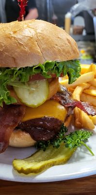 Colvins Pub & Grill by null