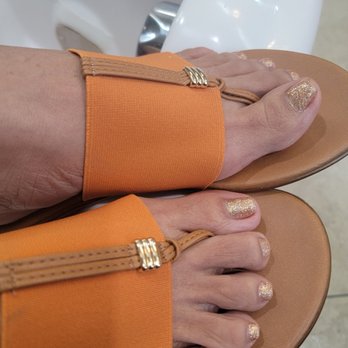 Good Nails - Mom's gold pedicure - Nail Salons Near Me - Benicia, California