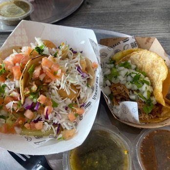 La Bufadora Baja Grill - Shrimp tacos and carnitas taco - Mexican Near Me - Montebello, California La Bufadora Baja Grill - Shrimp tacos and carnitas taco - Mexican Near Me - Montebello, California