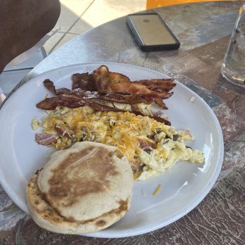 Blueberry's Grill - Melted Scrambler - Breakfast & Brunch Near Me - Myrtle Beach, South Carolina