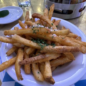 Denae’s Diner - Fries for to die for - Diners Near Me - Los Angeles, California Denae’s Diner - Fries for to die for - Diners Near Me - Los Angeles, California