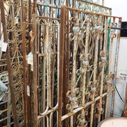 Www.therockhouseantiques.com