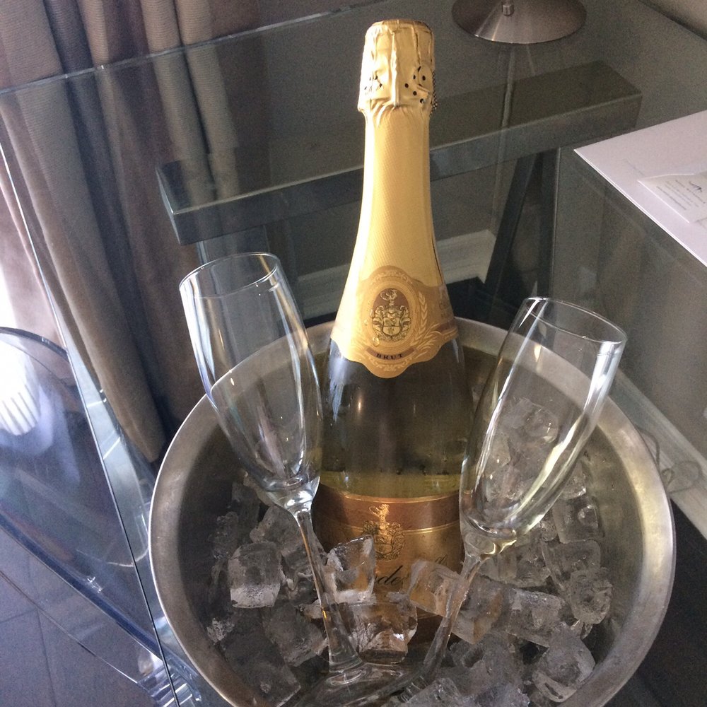Hotel Metropole - Complimentary champagne for your birthday! - Hotels Near Me - Avalon, California Hotel Metropole - Complimentary champagne for your birthday! - Hotels Near Me - Avalon, California