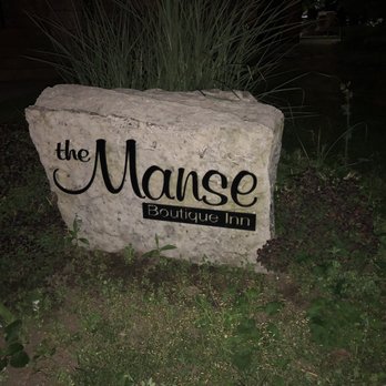 The Manse Boutique Inn - Hotels Near Me - Prince Edward, Ontario The Manse Boutique Inn - Hotels Near Me - Prince Edward, Ontario