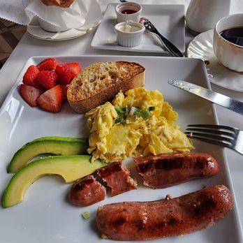 Hotel 1110 - Breakfast scramble - Hotels Near Me - Monterey, California Hotel 1110 - Breakfast scramble - Hotels Near Me - Monterey, California
