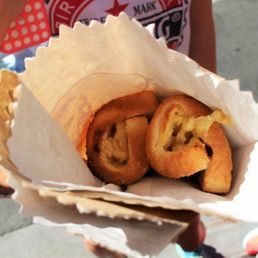 Cheese rolls! Cheese rolls!
