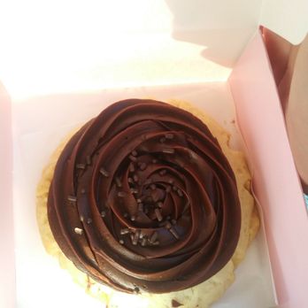 Crumbl - Turlock - Bakeries Near Me - Turlock, California Crumbl - Turlock - Bakeries Near Me - Turlock, California