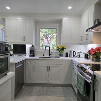 Candor Cabinets & Countertops - Kitchen & Bath Near Me - Markham, Ontario Candor Cabinets & Countertops - Kitchen & Bath Near Me - Markham, Ontario