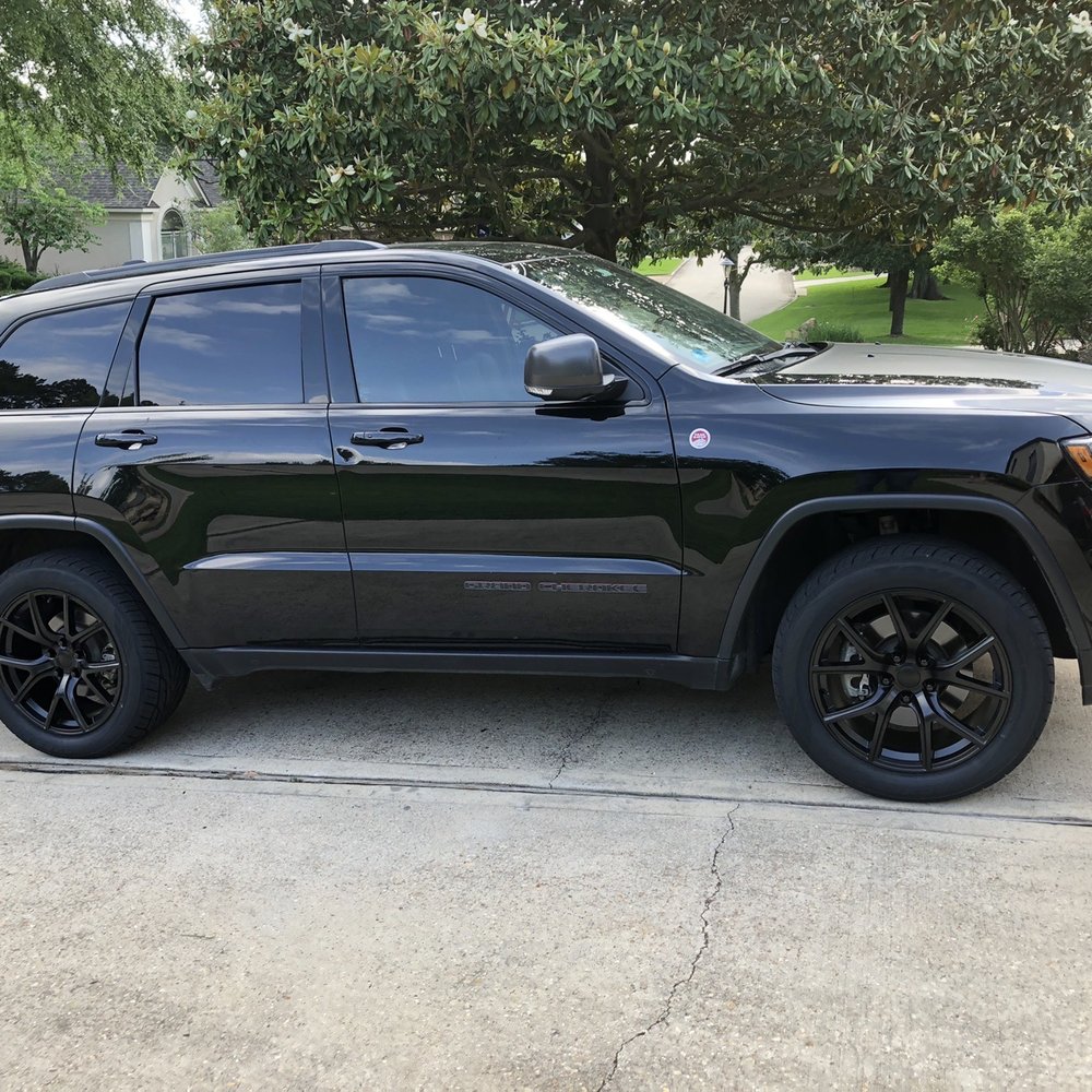 2019 Jeep Grand Cherokee Trailhawk with Trackhawk replica wheels and tires 2019 Jeep Grand Cherokee Trailhawk with Trackhawk replica wheels and tires