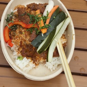 Crushcraft Thai Eats - Gang Panang Neua-$9.25- Jasmine rice, beef, Panang curry, Kaffir lime leaves. Ask for more sauce. SPICY for some people. - Thai Near Me - Dallas, Texas