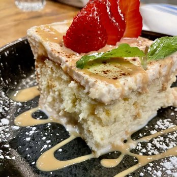 Limón - Tres Leches - Peruvian Near Me - Walnut Creek, California