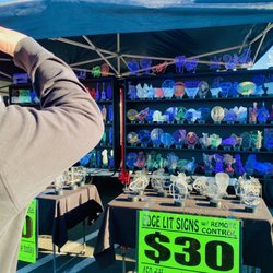 Get Local - Arizona Events - Light up novelty