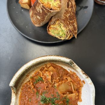 Paloma Venice - Breakfast Burrito Lasagnette Bolognese - Mediterranean Near Me - Los Angeles, California Paloma Venice - Breakfast Burrito Lasagnette Bolognese - Mediterranean Near Me - Los Angeles, California