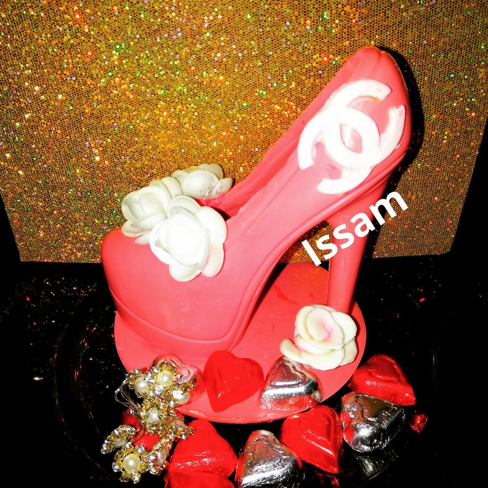 CAKE CAROUSEL Updated August 2024 24 Photos & 12 Reviews 4623 S