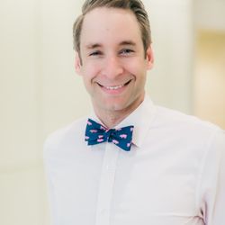 Dermatology Consultants PSC - Dr. James Lagrew - Dermatologist