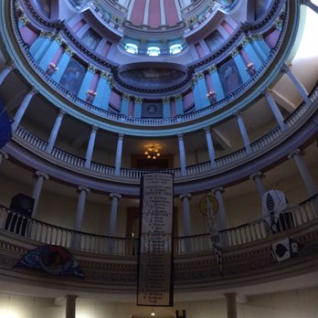 Old Courthouse - Landmarks & Historical Buildings Near Me - Saint Louis, Missouri