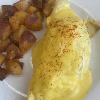 Harpoon Harry's - Seafood omelette and home fries - Breakfast & Brunch Near Me - Key West, Florida Harpoon Harry's - Seafood omelette and home fries - Breakfast & Brunch Near Me - Key West, Florida