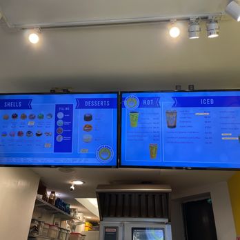 Beard Papa's - Desserts Near Me - New York, New York