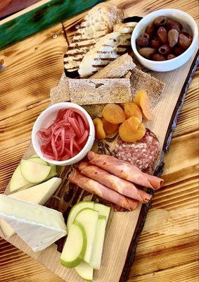 The Twisted Goat by null