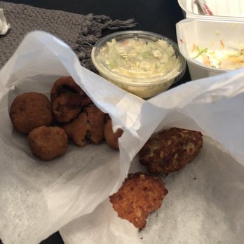 Grecian Kitchen - Breaded mushrooms and Jalapeno Poppers with a side of coleslaw - Greek Near Me - Skokie, Illinois Grecian Kitchen - Breaded mushrooms and Jalapeno Poppers with a side of coleslaw - Greek Near Me - Skokie, Illinois