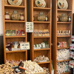 Kin's Farm Market - Davie Street - Accoutrements