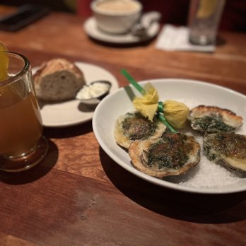Old Ebbitt Grill - Oysters Rockefeller - Bars Near Me - Washington, DC, District of Columbia Old Ebbitt Grill - Oysters Rockefeller - Bars Near Me - Washington, DC, District of Columbia