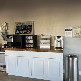 The Pacific Inn - Coffee station - Hotels Near Me - Seal Beach, California The Pacific Inn - Coffee station - Hotels Near Me - Seal Beach, California
