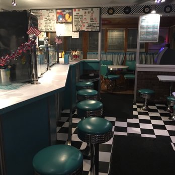 Freeze - a diner with a checkered floor and blue stools - Ice Cream & Frozen Yogurt Near Me - Schuylkill Haven, Pennsylvania