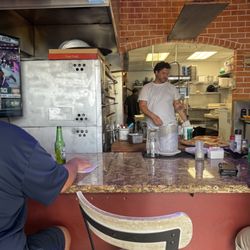 Cafe Frankie's - Getting ready for some Frankie's cafe Pizza :)))