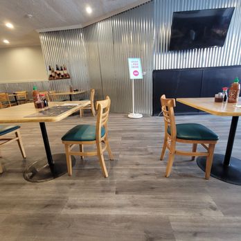 Qi Wei House - Japanese Near Me - Oakland, California