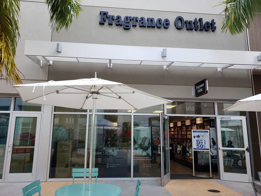 Fragrance Outlet Logo