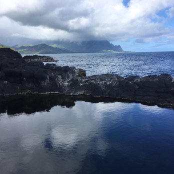 Queen's Bath - Landmarks & Historical Buildings Near Me - Princeville, Hawaii