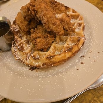 Grand Lux Cafe - New American Near Me - Houston, Texas Grand Lux Cafe - New American Near Me - Houston, Texas