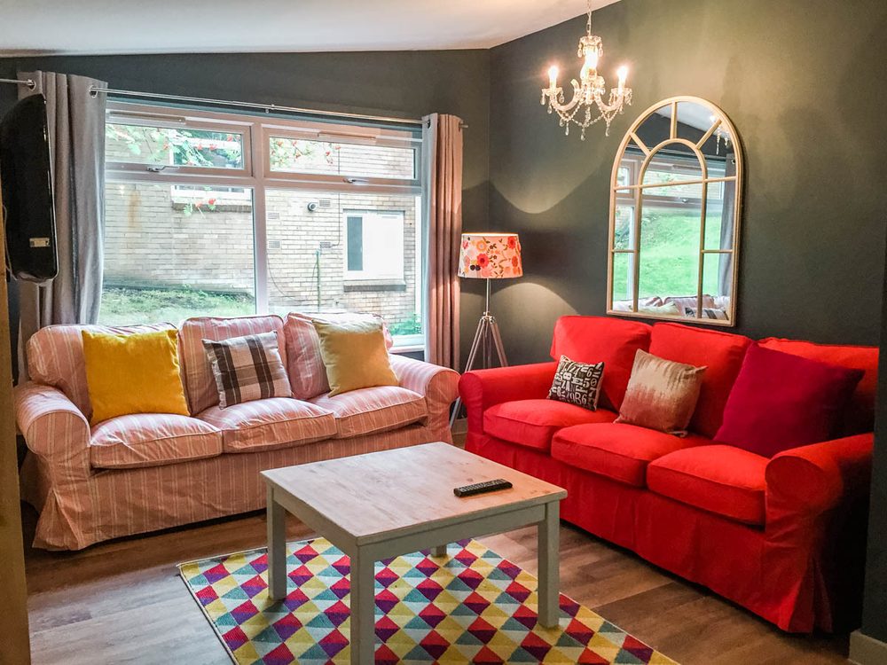 CAMPBELL PROPERTY Updated July 2024 44 High Street, Pewsey