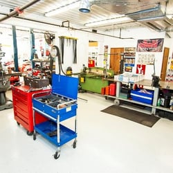 Leighton's Garage