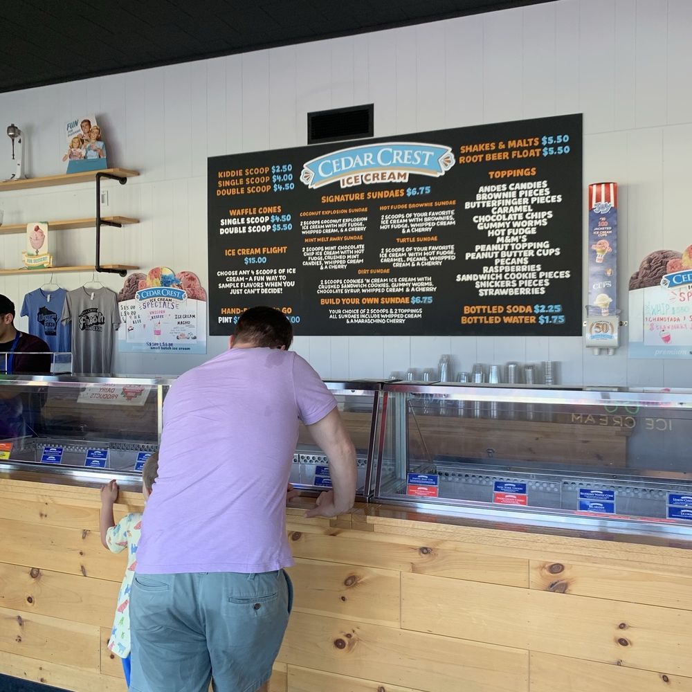 Cedar Crest Ice Cream - Inside parlor - Desserts Near Me - Manitowoc, Wisconsin