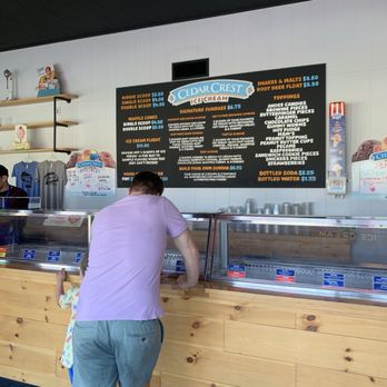 Cedar Crest Ice Cream - Inside parlor - Desserts Near Me - Manitowoc, Wisconsin Cedar Crest Ice Cream - Inside parlor - Desserts Near Me - Manitowoc, Wisconsin