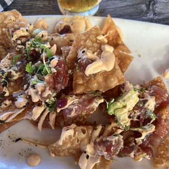 Union Kitchen and Tap Encinitas - Poke nachos - New American Near Me - Encinitas, California