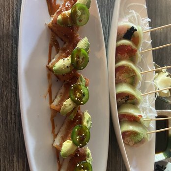 Sasa Sushi - Spicy tuna on crispy rice and the Oyshi roll - Japanese Near Me - Dallas, Texas
