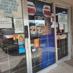 Lucas Food Mart - Entry to my second in a series of " throwback quick shops