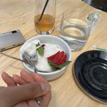 Poppy & Seed - complimentary sorbet for birthday! - American Near Me - Anaheim, California Poppy & Seed - complimentary sorbet for birthday! - American Near Me - Anaheim, California