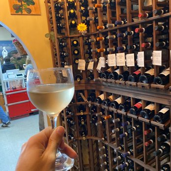 Decosmo Italian Market - International Grocery Near Me - Pinellas Park, Florida