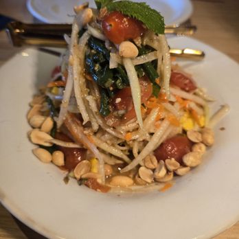 Very Thai - Papaya salad - Thai Near Me - Los Angeles, California Very Thai - Papaya salad - Thai Near Me - Los Angeles, California