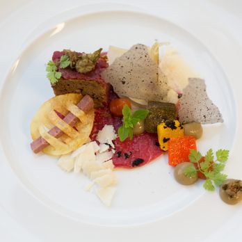 essence - International Near Me - Munich, BY essence - International Near Me - Munich, BY
