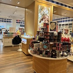 Bath & Body Works