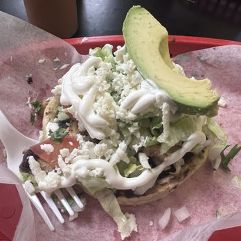 Taqueria Los Compadres - Sope con pollo con todos - Tacos Near Me - Louisville, Kentucky Taqueria Los Compadres - Sope con pollo con todos - Tacos Near Me - Louisville, Kentucky