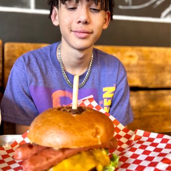 Burly Burger - American Near Me - South Weber, Utah