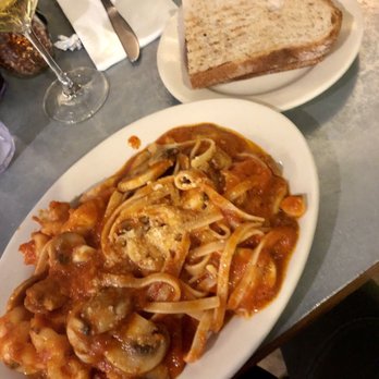 Paulie's - Sandwiches Near Me - Houston, Texas
